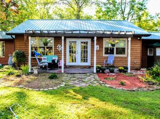5953 Mahood Dr, Huntington, WV 25705