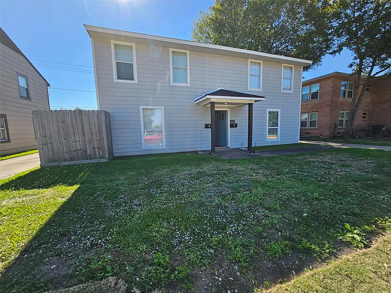 3332 Blodgett St — Photo 14
