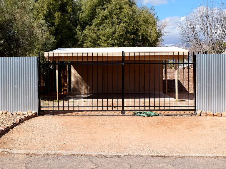 3757 E Lee St — Photo 23