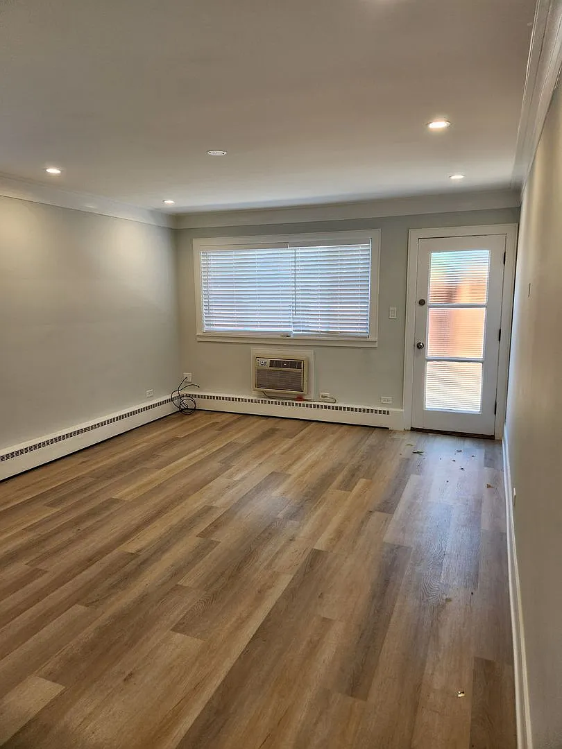 402 Franklin Ave. — Photo 4