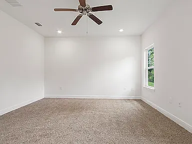 598 Hancock Way — Photo 27