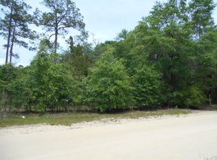 723 E Jp Jones St, Geneva, AL 36340