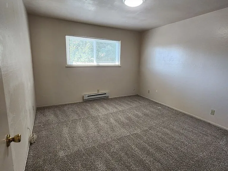 350 - 2905 Old Almaden Rd — Photo 12