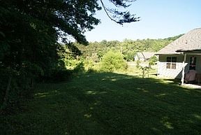 5th image of 1558 Graybrook Ln