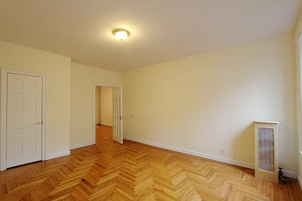 Rented by Aimee Grodanz, LREB | media 50