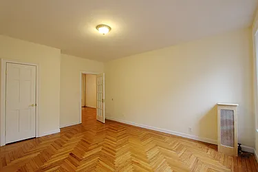 Rented by Aimee Grodanz, LREB