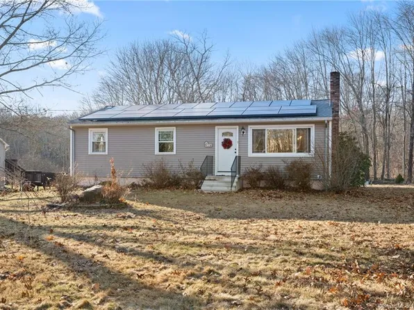 9 Sullivan Road, Colchester, CT 06415