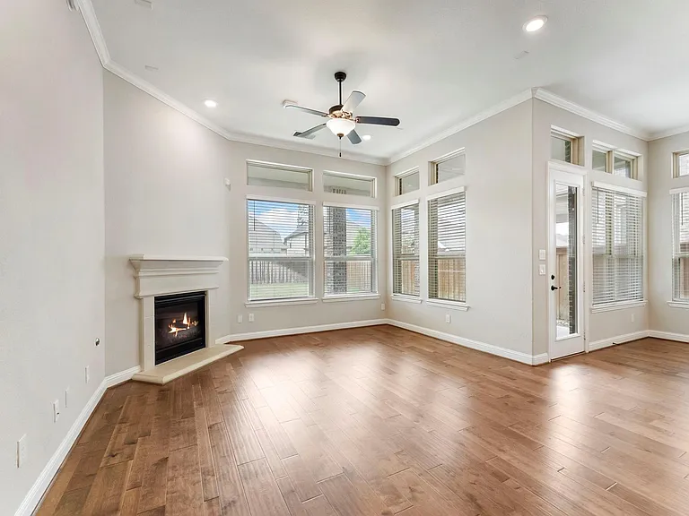4309 Victoria Pine Dr — Photo 10