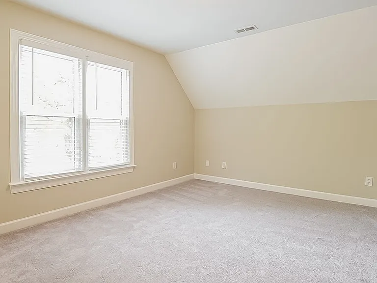 900 Birkdale Dr — Photo 13