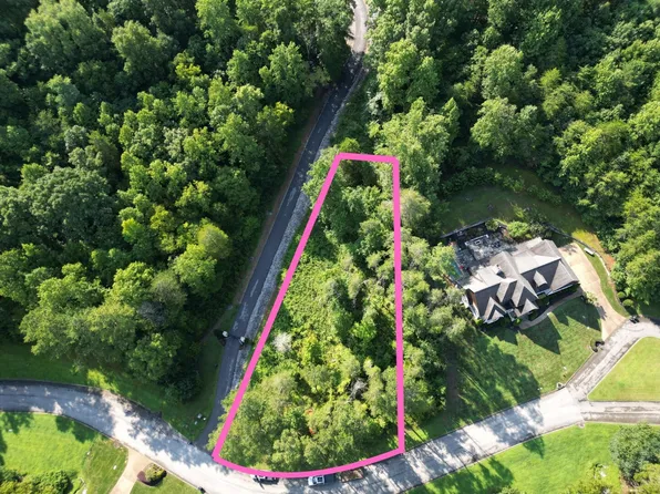 1724 Oakbrook Tr #6, Ooltewah, TN 37363