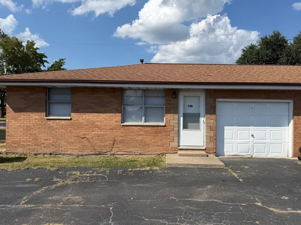 14 Eastgate Dr, Granite City, IL 62040