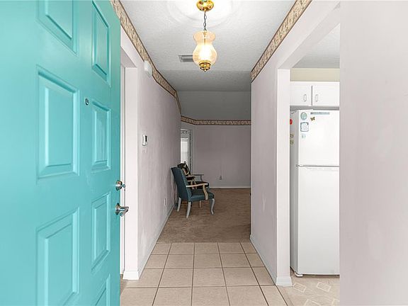 4th image of 6201 SW 84TH PLACE