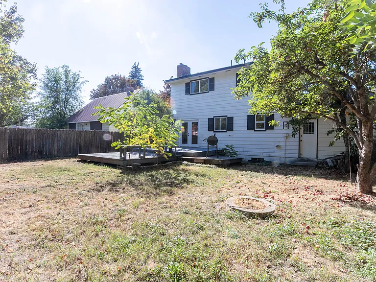 2812 N Fruitland Ln — Photo 8