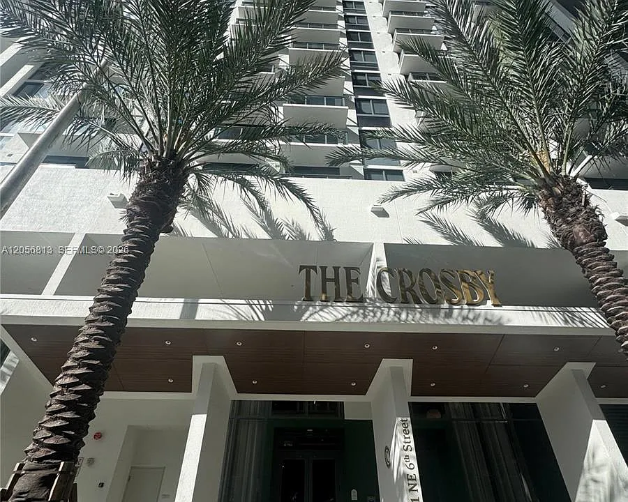 11 NE 6th St #705