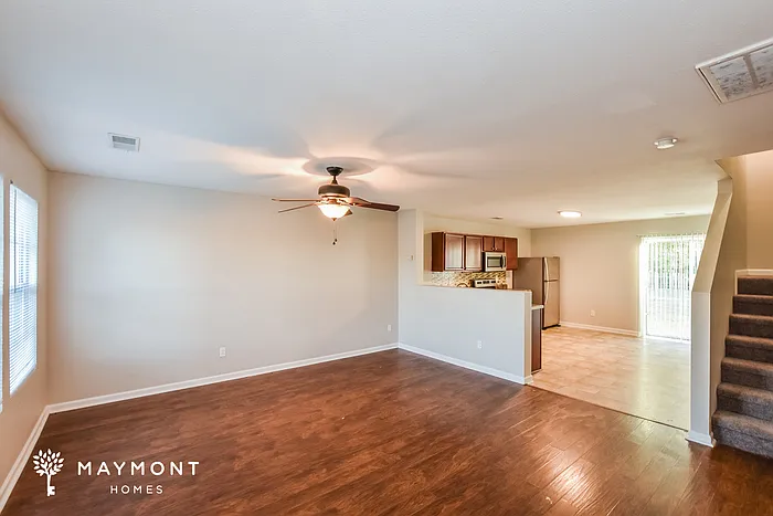 145 Darrow Creek Dr — Photo 5