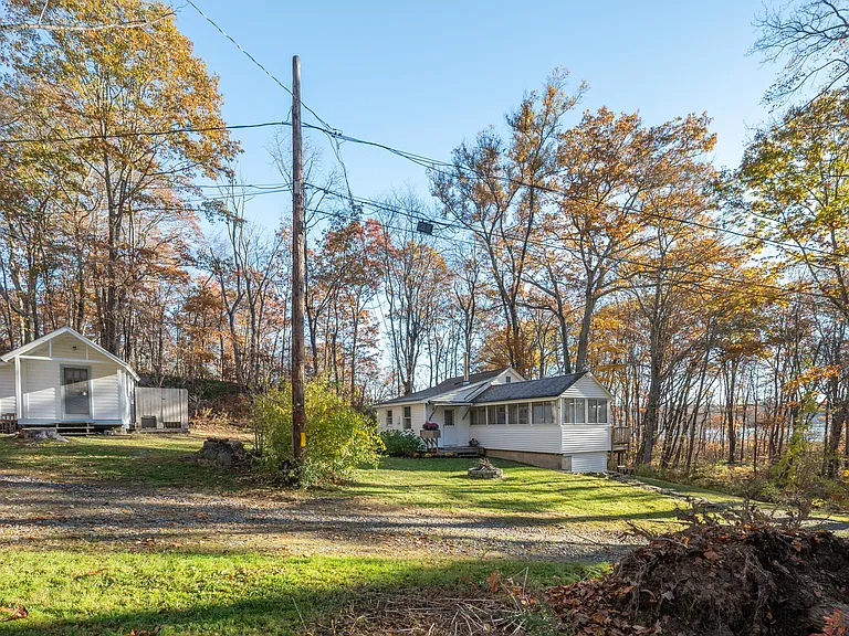 12 Park Road Ext — Photo 32