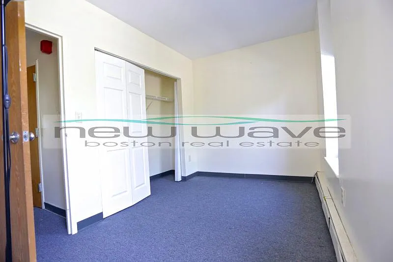 Building Photo - 586 Massachusetts Ave #3