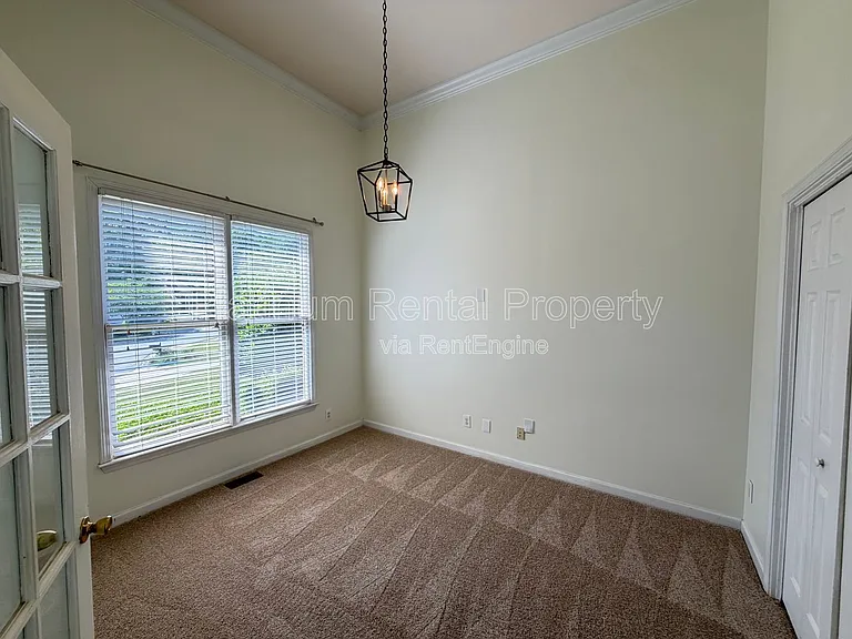 5975 Waterford Pl — Photo 7