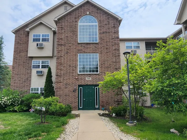 340 Cunat Blvd APT 2A, Richmond, IL 60071