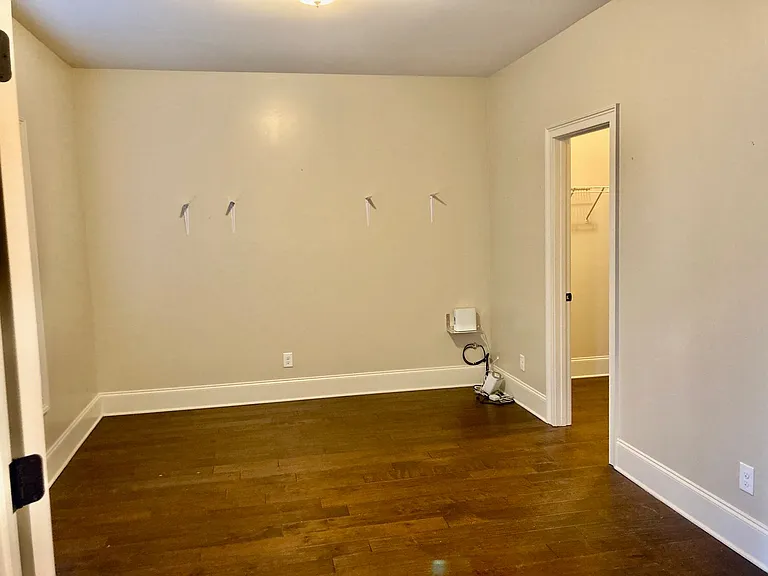 8758 Crenshaw Dr — Photo 9