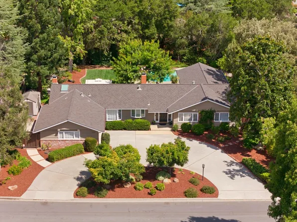 19201 Harleigh Dr, Saratoga, CA 95070