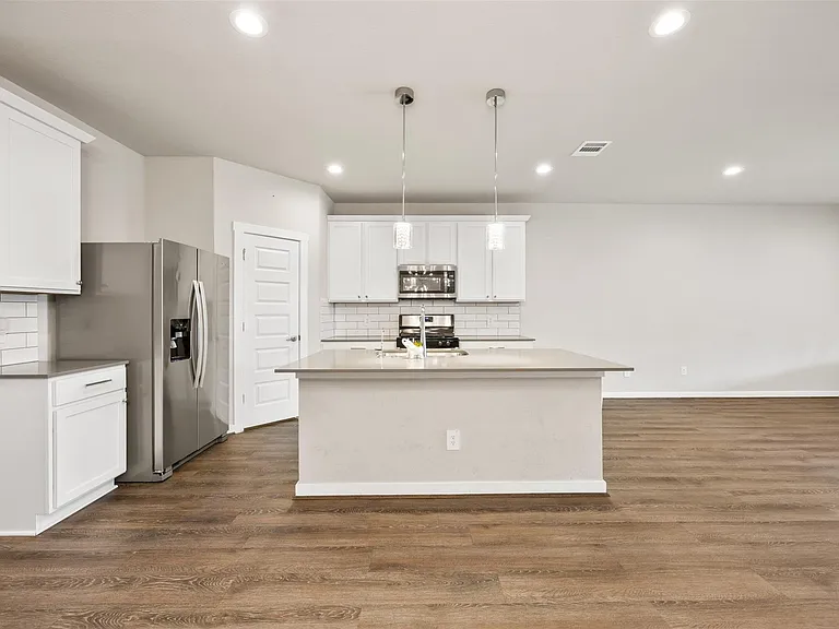 7514 Sonora Star Ln — Photo 10