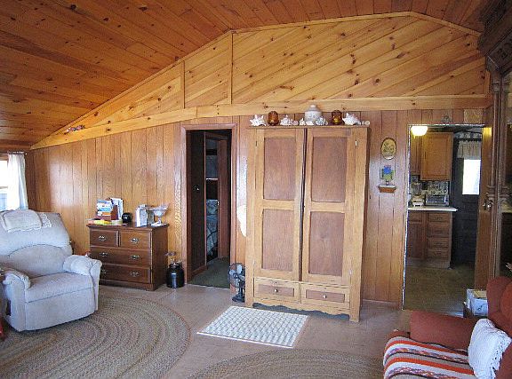 3rd image of 7 Twin Pines Ln