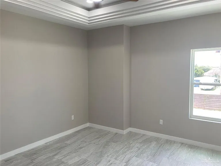 2221 Dorado Dr — Photo 24