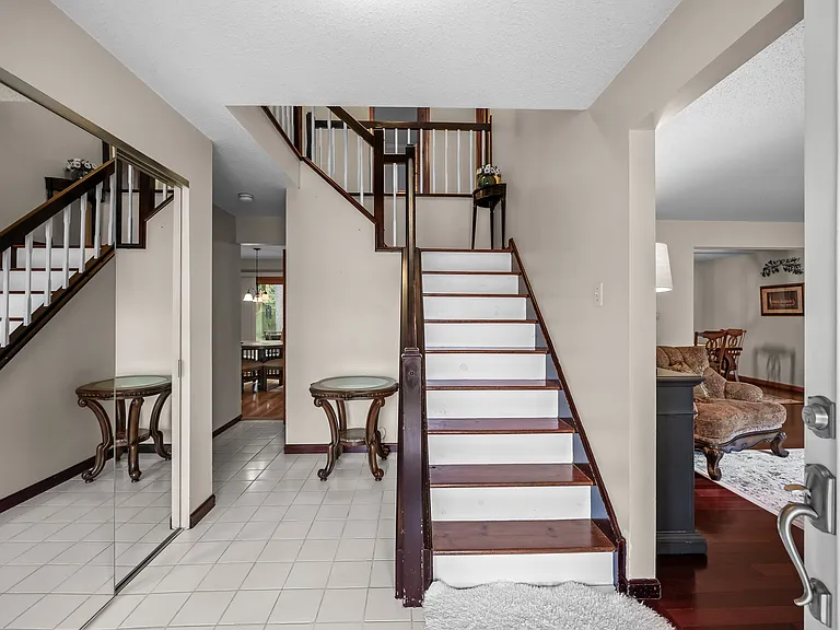64 Lady Diana Cir — Photo 4