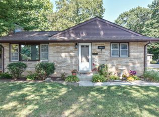 1906 5th St, Winthrop Harbor, IL 60096
