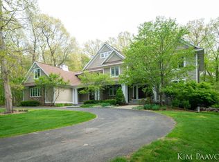 3099 Pickford Dr SE, Ada, MI 49301