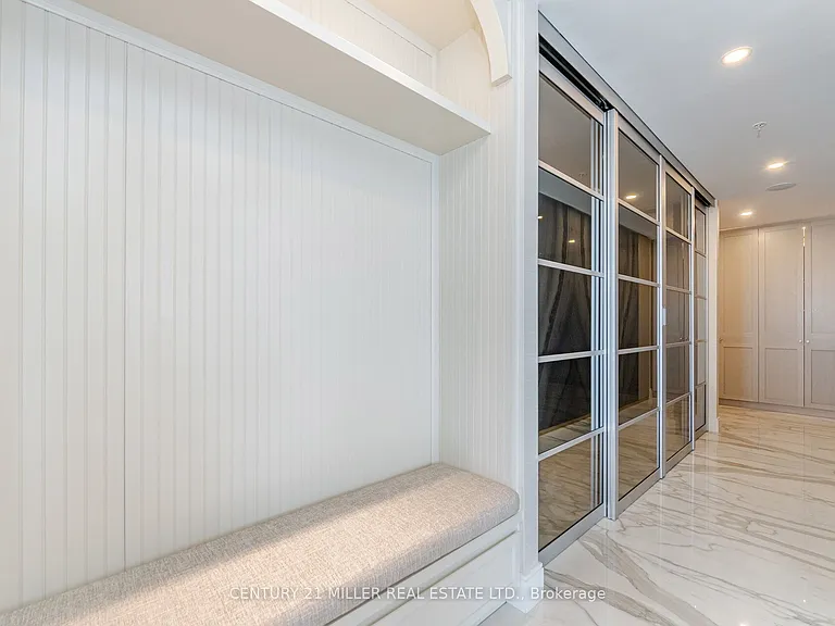 180 University Ave #2705 — Photo 7