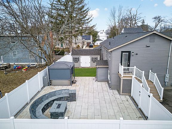 5th image of 219 Waverley Rd Unit 219