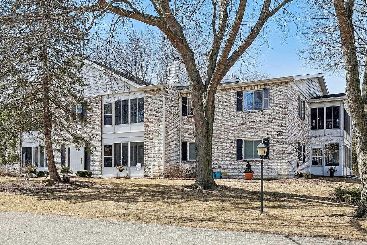 1514 Golf View Road #H, Madison, WI 53704 | Zillow