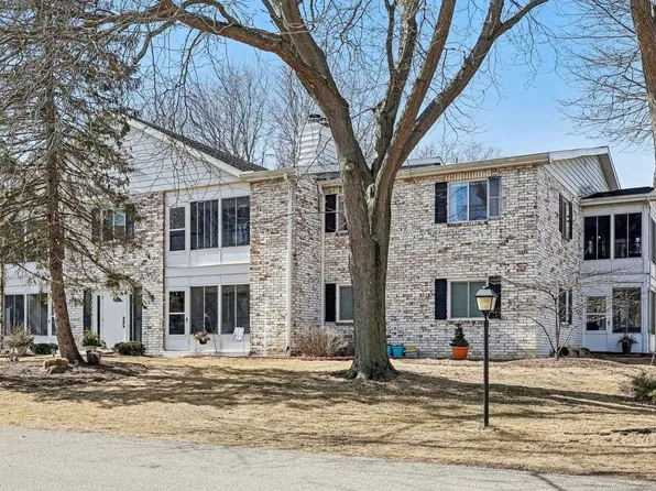 1514 Golf View Road #H, Madison, WI 53704