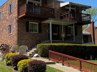 1 Hall St #2, Pittsburgh, PA 15205