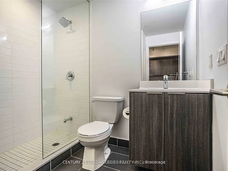 30 Shore Breeze Dr #2614 — Photo 8
