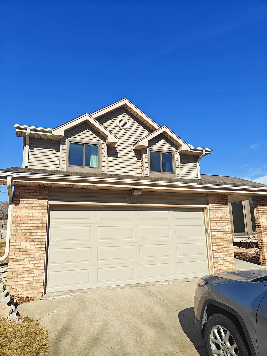 Building Photo - 1130 N 153rd Ave