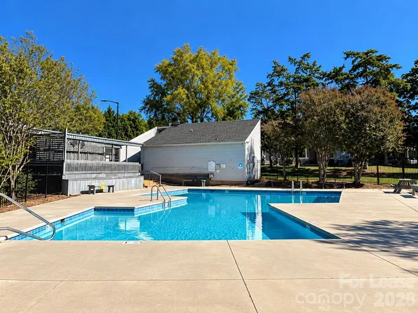 11027 Harrowfield Rd, Charlotte, NC 28226