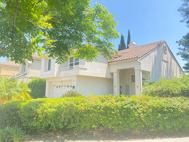 6863 Portofino Ct — Photo 2