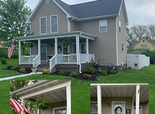 108 Viaduct Rd, Savanna, IL 61074