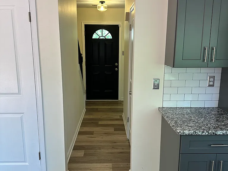 4210 Mockingbird Cir — Photo 12