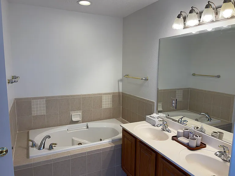 284 Vista Dr — Photo 7