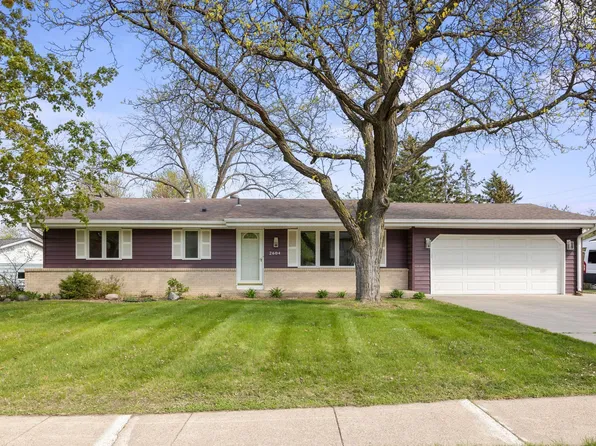 2604 River Hills Dr, Burnsville, MN 55337
