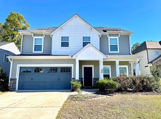 32 Hallow Oak St, Spring Lake, NC 28390