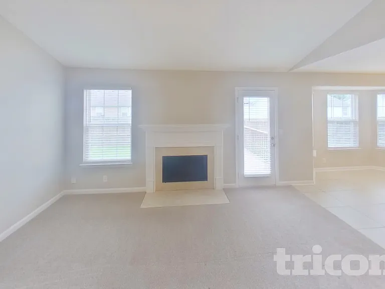 3310 Perlino Dr — Photo 2