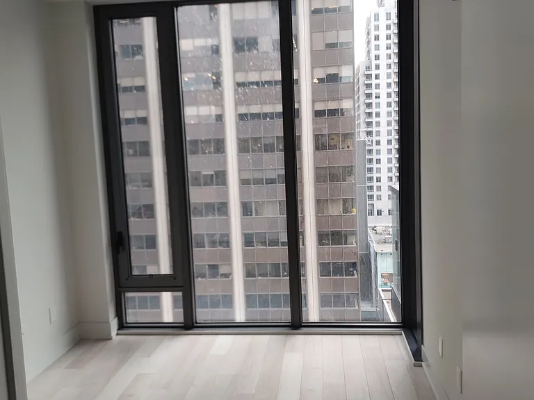 8 Cumberland St #1303 — Photo 4