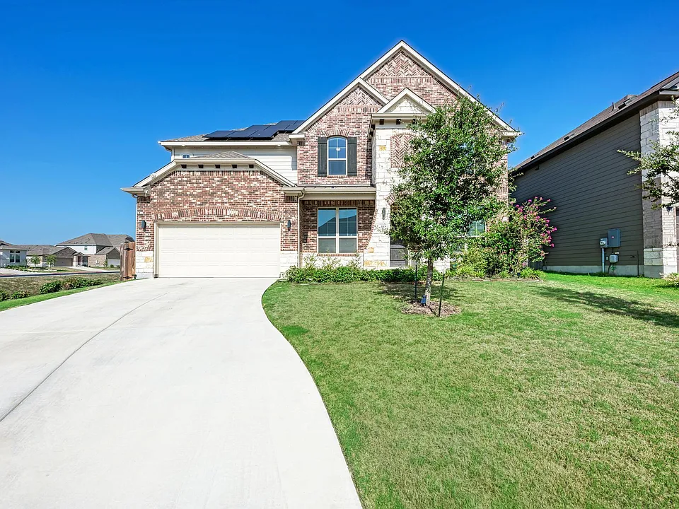 101 Caponi Fish Ln
