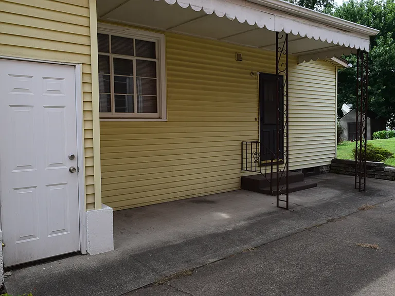 861 Brackenridge Ave — Photo 22