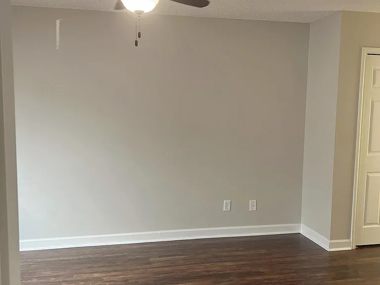 1781 Forest Side Ln — Photo 10